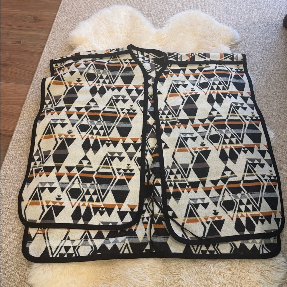 RARE Pendleton wool blanket poncho made in USA 100% wool one size